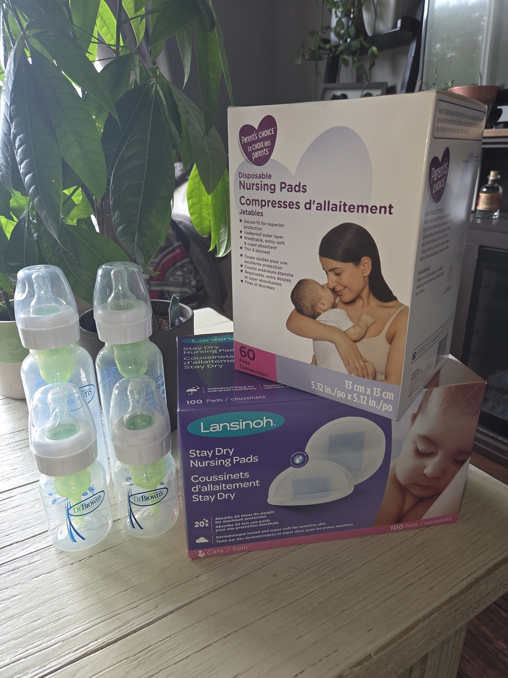 Dr. Brown’s Bottles + Nursing Pads Feeding Bundle